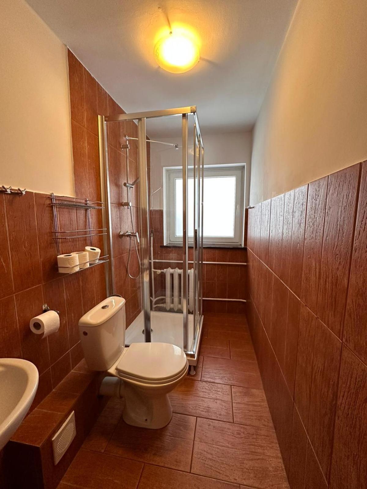ホテル Straszny Dwor ドゥシュニキ・ズドルイ 部屋 写真